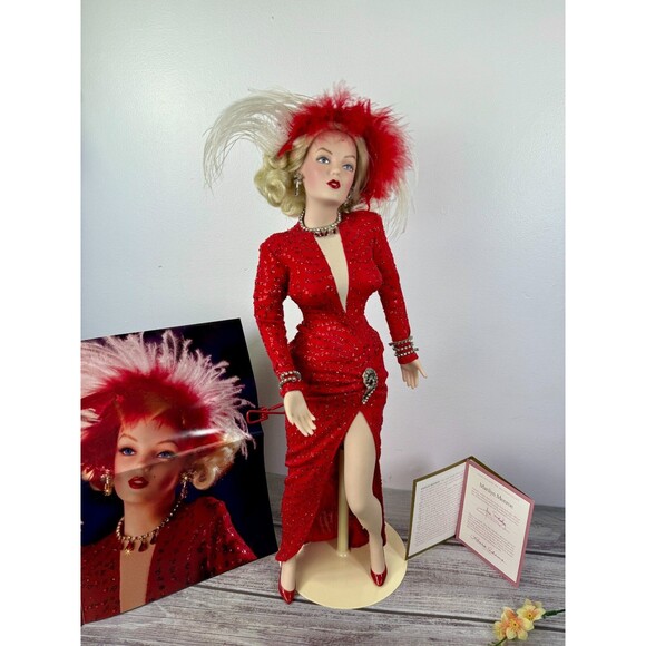 Franklin Mint Marilyn Monroe Vinyl 19" Doll Red Gown Gentlemen Prefer Blondes - Picture 1 of 16